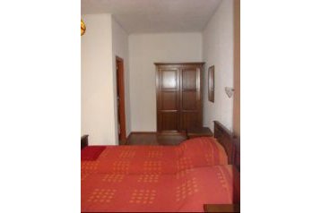 Hrvatska Privát Osijek, Eksterijer